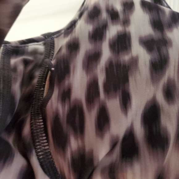 Sage Collective Leopard Print Sports Bra Small - Picture 6 of 6